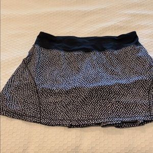 Lululemon skirt tall